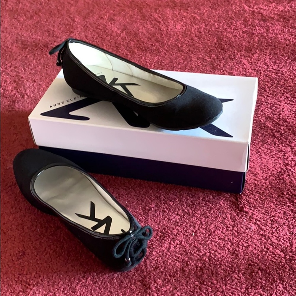 Anne Klein Sport flats